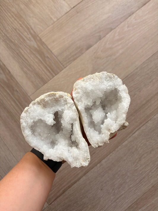 Bergkristal geode #4 groot