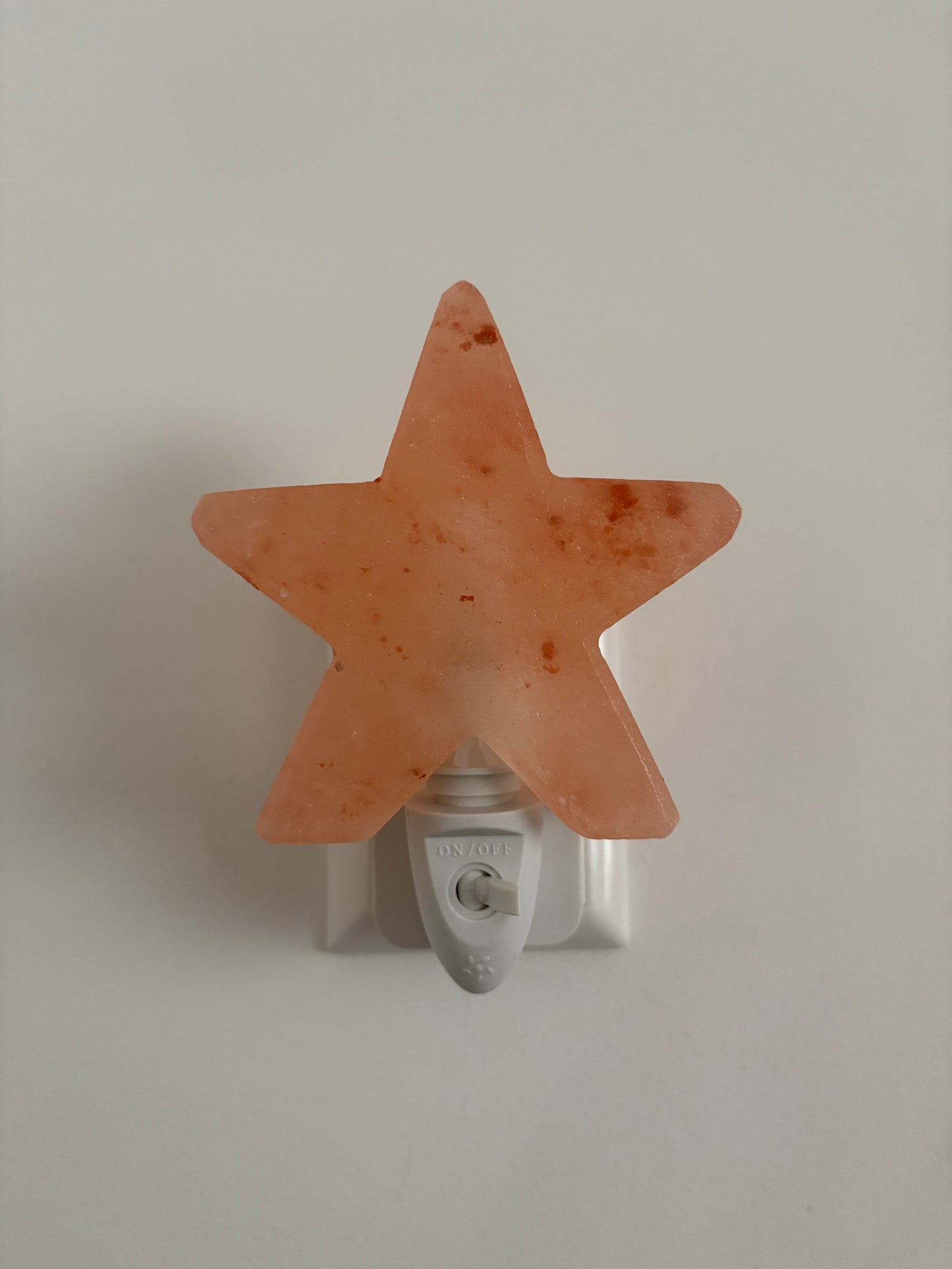 PRE ORDER | Himalaya Zoutsteen nachtlamp ster oranje