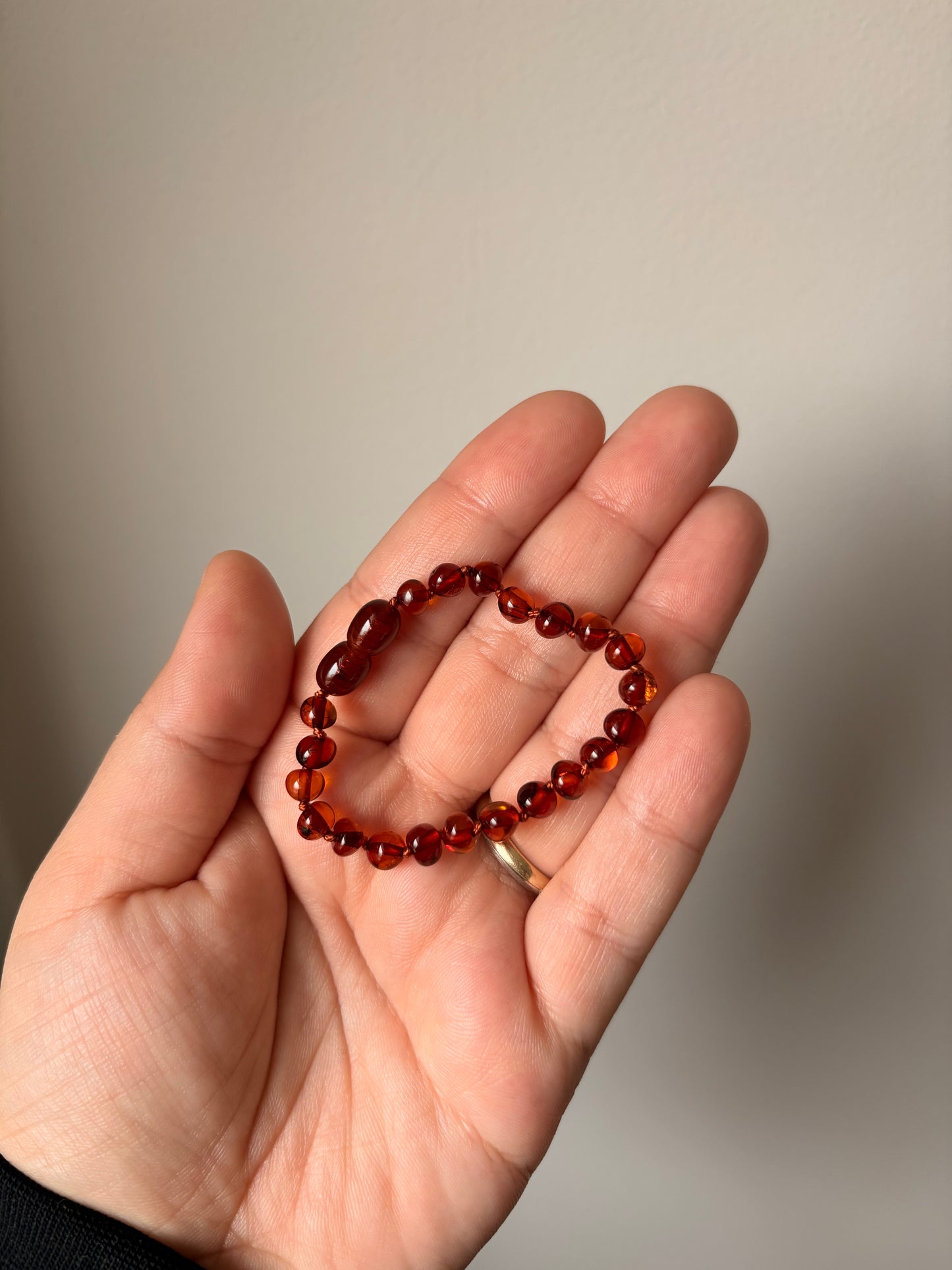 Barnsteen cognac armband 14cm