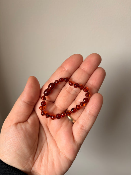 Barnsteen cognac armband 14cm