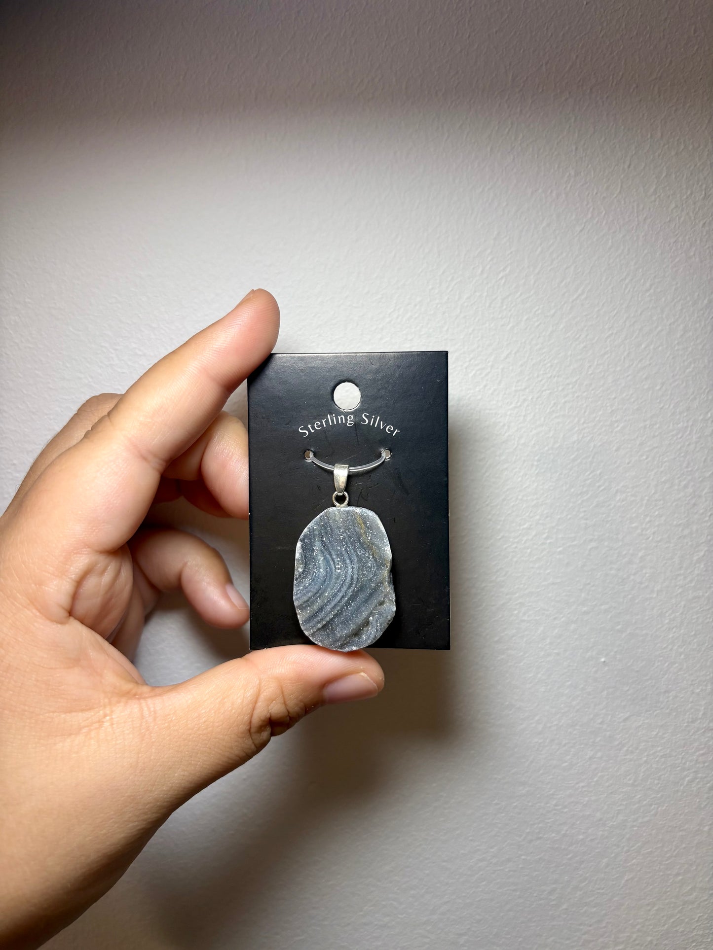 Chalcedoon hanger nr 1 / 925 zilver