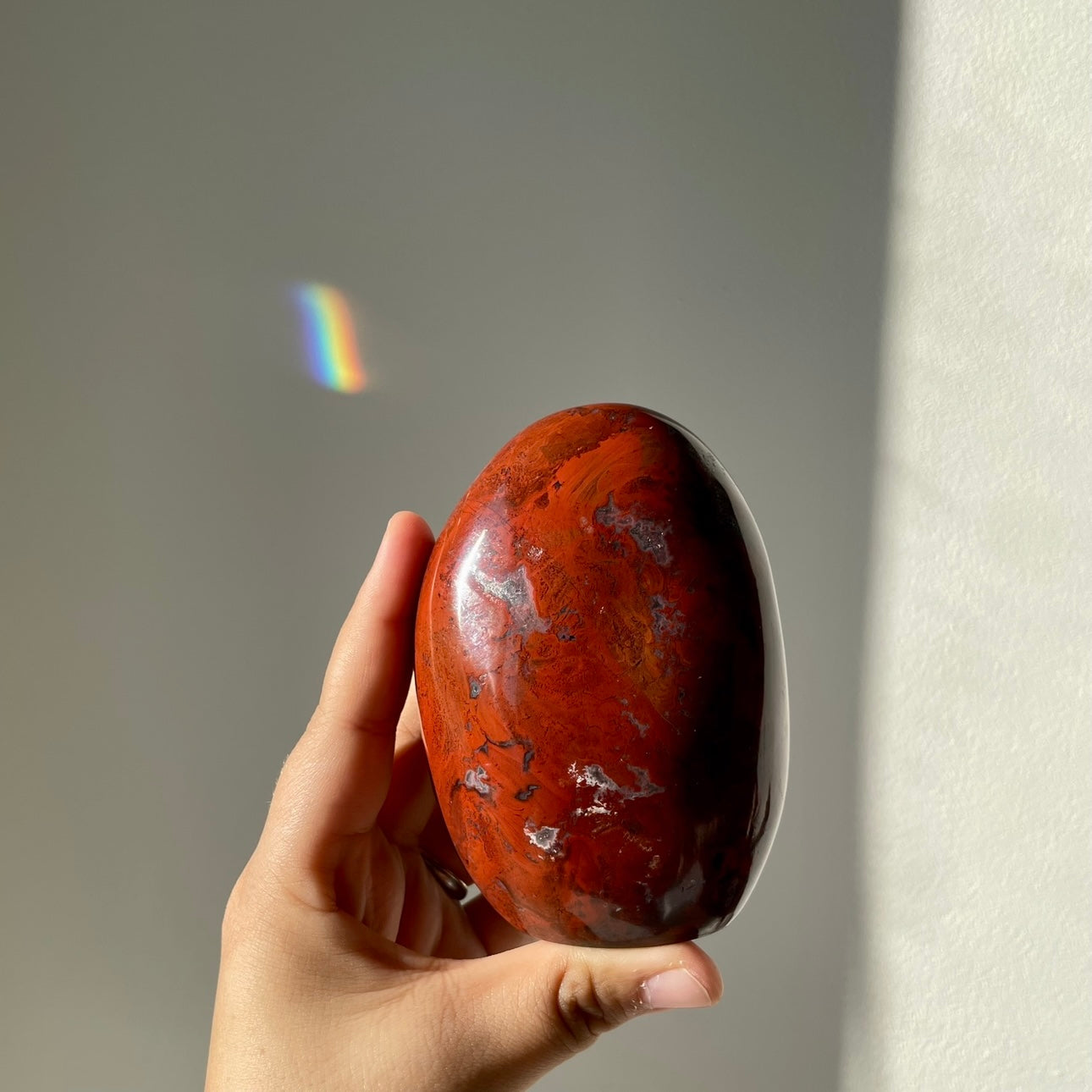 Rode Jaspis sculptuur